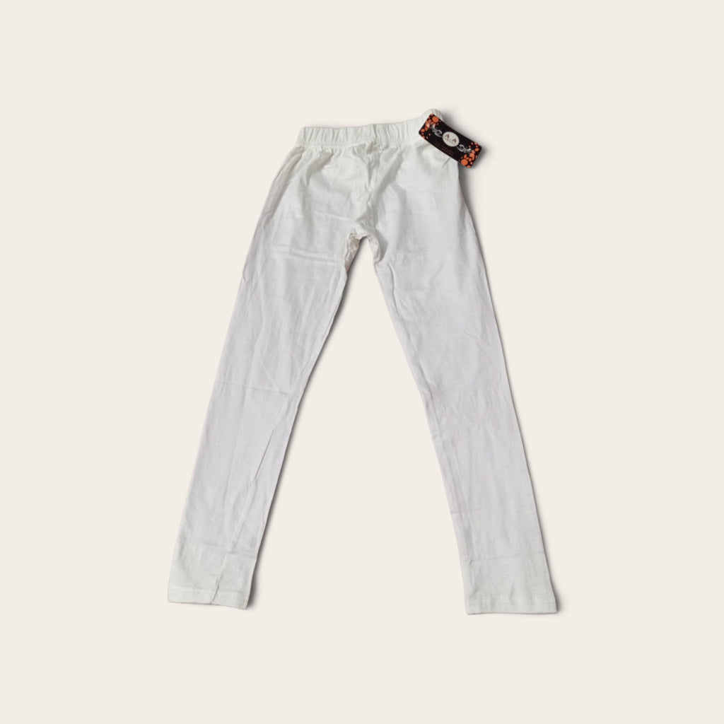 AllurifyYou white leggings featuring a comfortable elasticated waistband and a soft, breathable fabric blend.